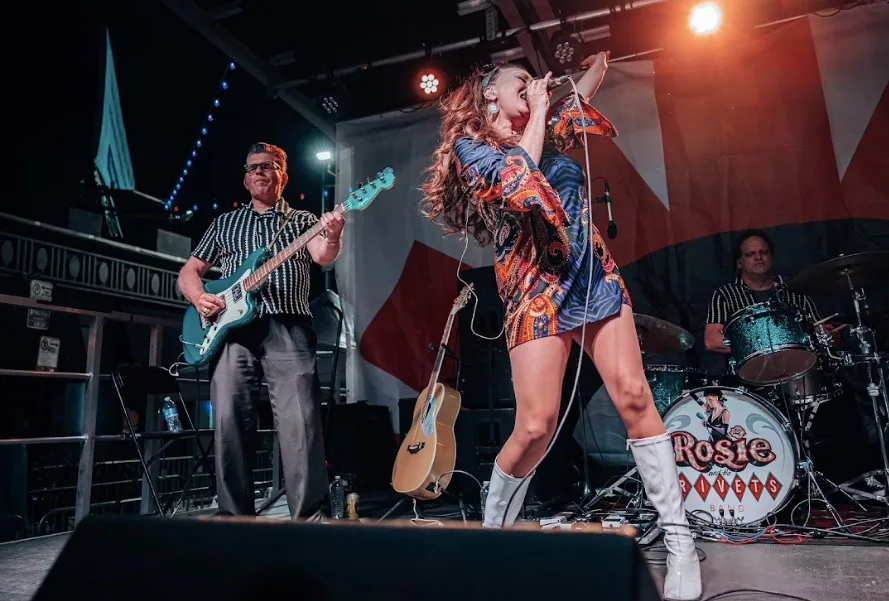 Rosie & The Rivets: Retro Rock & Soul Revival